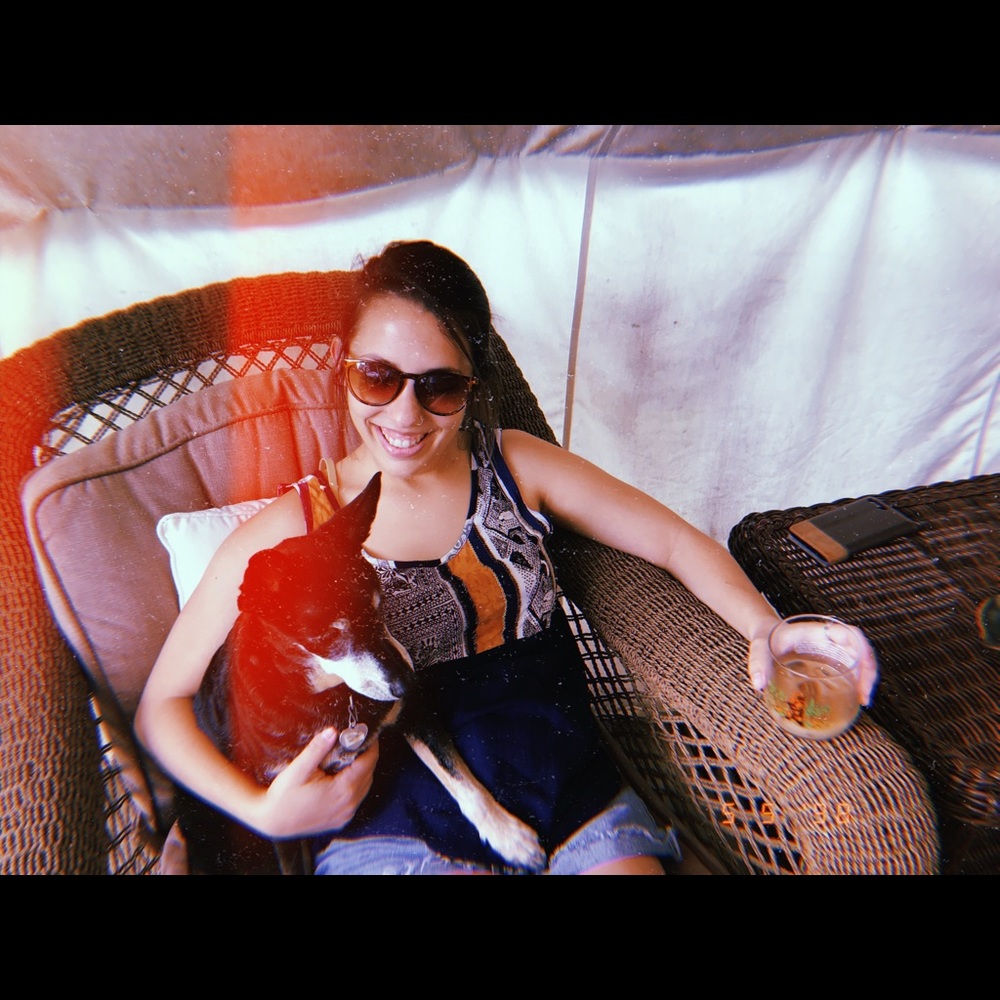 Meet your Posher, Laura